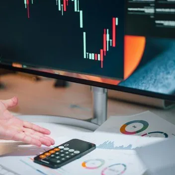 Market data and audit analysis